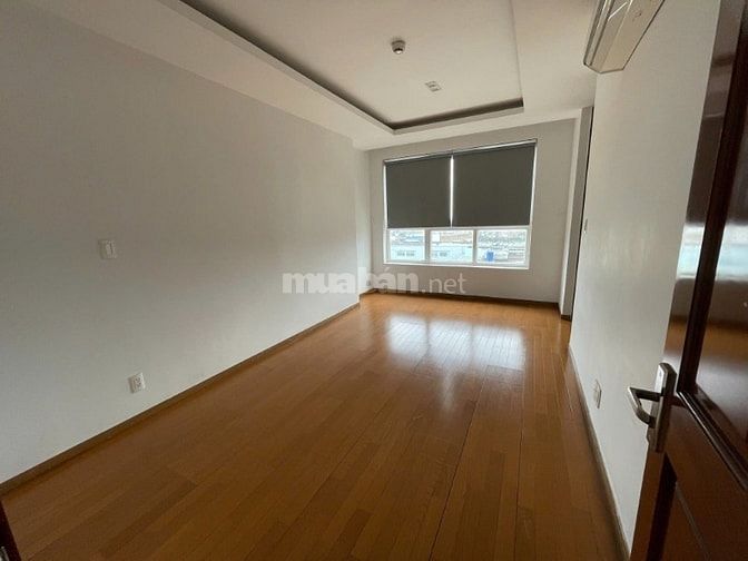 Chung cư Satra-Phan Đăng Lưu: 190m2, 3p ngủ rộng, 3wc giá 25tr/tháng