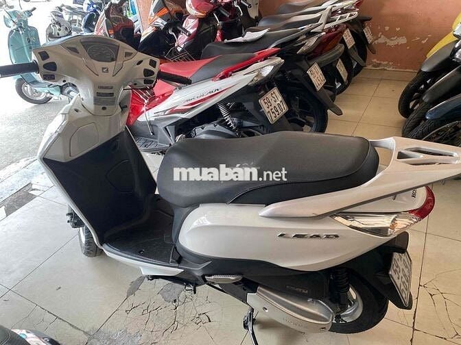 Honda Lead 2013 Trắng
