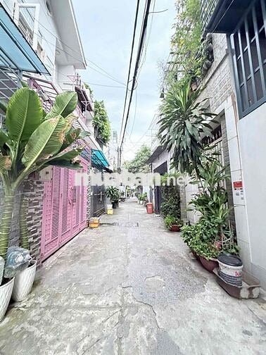Hot, Bán gấp Nhà đẹp 2 Tầng Nguyễn Hữu Tiến Tân Phú, 56m2, hxh thông 5