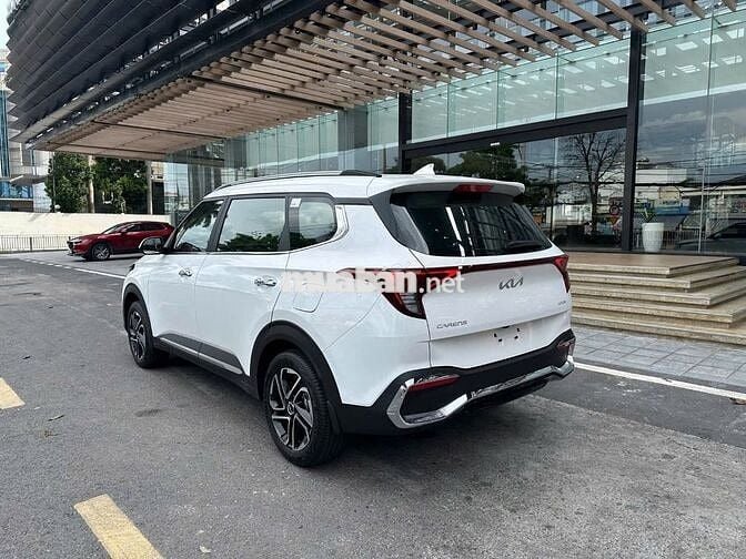 KIA Carens Luxury 2026 Trắng