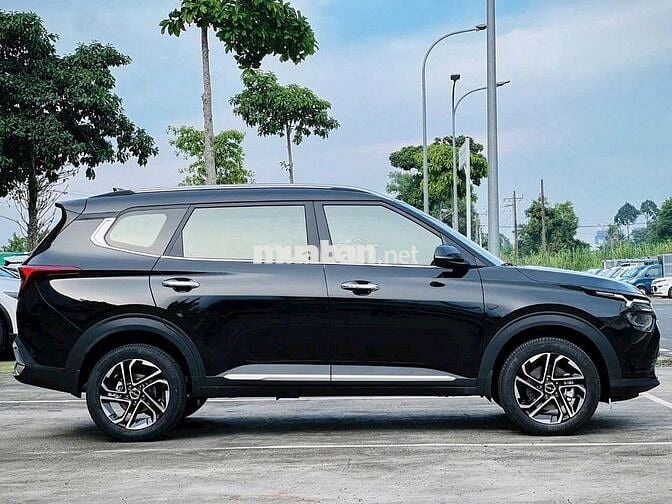 KIA Carens Luxury 2026 Trắng