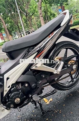 Yamaha Exciter 135 Trắng đen Tự động