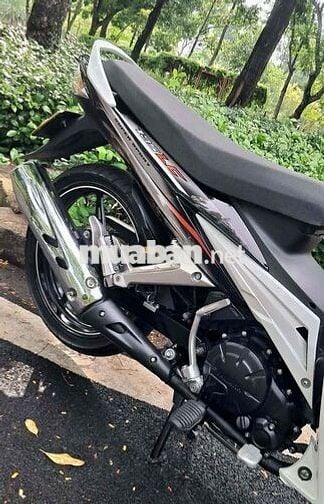 Yamaha Exciter 135 Trắng đen Tự động