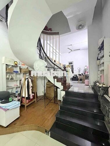 Hot, Bán gấp Nhà đẹp 2 Tầng Nguyễn Hữu Tiến Tân Phú, 56m2, hxh thông 5