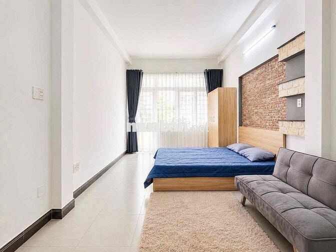 Cho Thuê Căn Hộ Ban Công Lớn - Đầy Đủ Tiện Nghi Ngay Chợ Vườn Chuối Q3