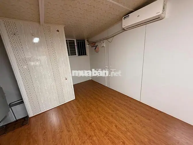 Cho thuê nhà riêng ngõ 5 Nguyễn Khánh Toàn, 60m2 x 1,5 tầng, 9 triệu