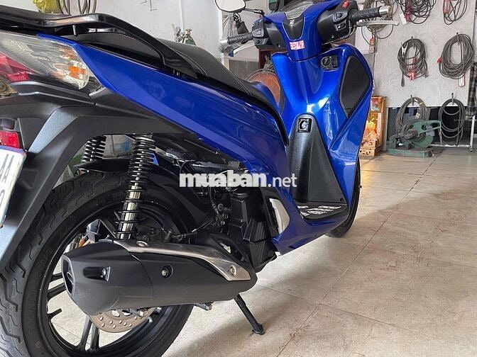 Honda SH 150i có phanh ABS. bstp