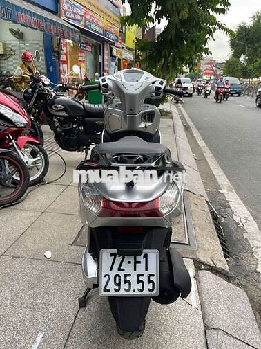 Honda Lead FI 2016 Bạc