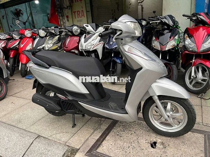Honda Lead FI 2016 Bạc