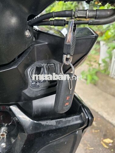 Honda VARIO 150 2018 xe còn đẹp. máy êm.chính chủ 