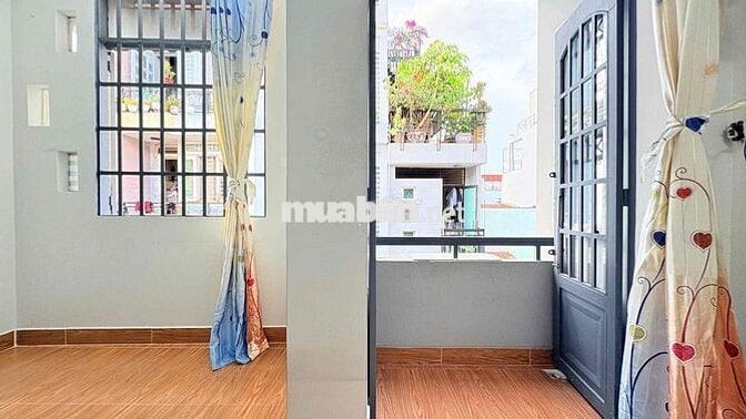 CHÍNH CHỦ CHO THUÊ 2PN BAN CÔNG 55m2 FULL NỘI THẤT TÁCH BẾP Ở 3-4 NG