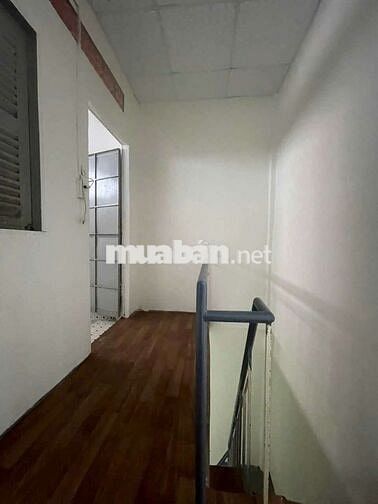 Nguyên căn hẽm xe hơi tận nhà chỉ 9tr5