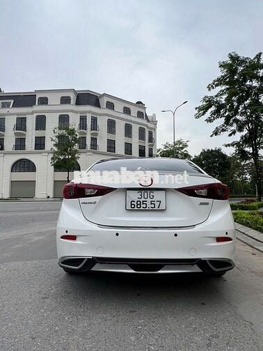 MAZDA 3 SEDAN 2016 – MÀU TRẮNG