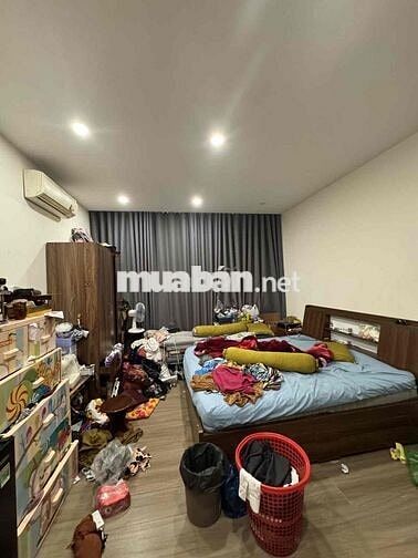 Nhà ngon Tân Phú, có thang máy tiện nghi😀