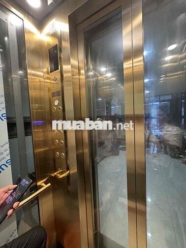 Nhà ngon Tân Phú, có thang máy tiện nghi😀