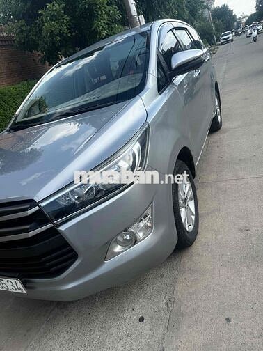 Toyota Innova 2018 Bạc
