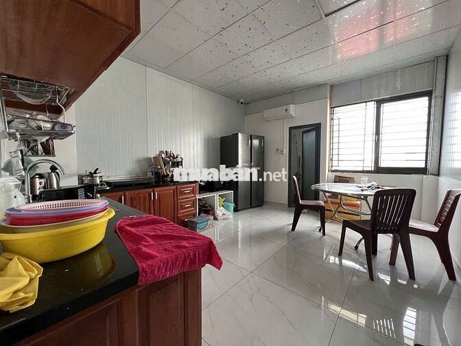 🌻 Cho Thuê Nhà MT Phan Đình Phùng_5x24m_Trệt 3 Lầu ST_Thang 2/3 Nhà.