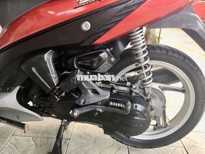 BÁN LẠI CHIẾC XE MÁY TAY GA HONDA CLICK