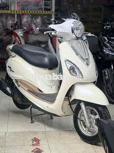 SYM Attila Venus 125 Fi Trắng 125cc