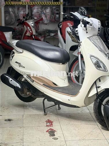 SYM Attila Venus 125 Fi Trắng 125cc