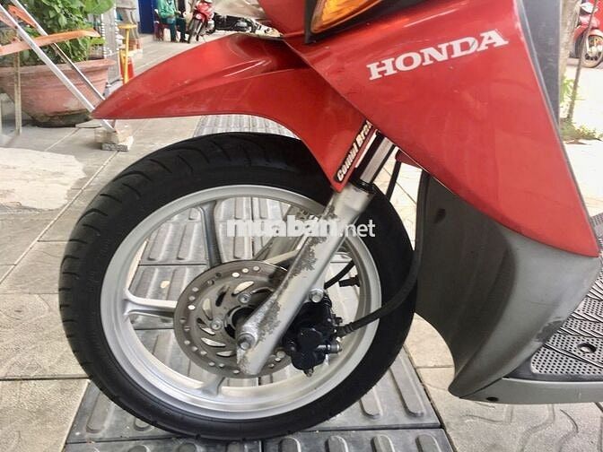 BÁN LẠI CHIẾC XE MÁY TAY GA HONDA CLICK