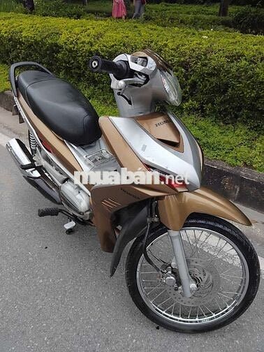 xe chính hãng honda.còn mới toanh như xe mới