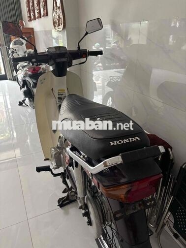Honda Dream II Thái Lan Trắng, Đỏ Số sàn
