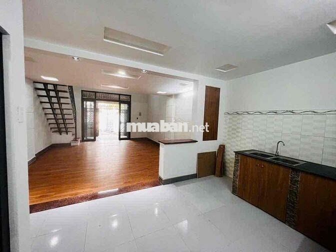 NHÀ ĐẸP GẦN VÀNH ĐAI 2, TRƯỜNG THỌ THỦ ĐỨC – NGANG 5M CỰC HIẾM – 65 M2