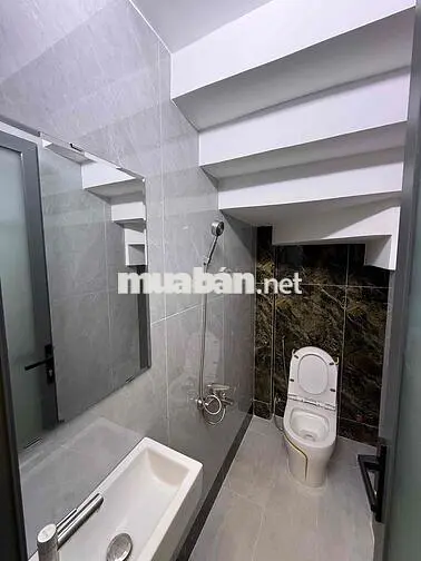 Nhà mới 5 tầng thiết kế hiện đại Full nội thất