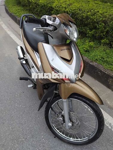 xe chính hãng honda.còn mới toanh như xe mới