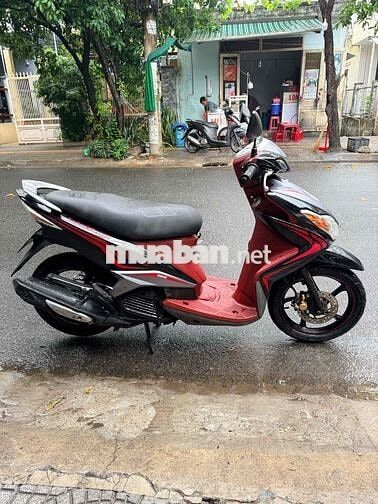 Yamaha Luvias GTX Đỏ, Đen, Bạc