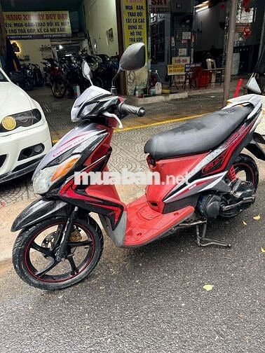 Yamaha Luvias GTX Đỏ, Đen, Bạc