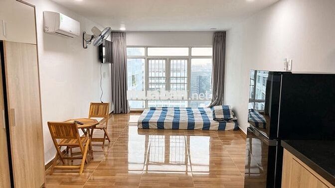 Duplex tầng cao Phú Hoàng Anh 8 studio full nội thất 8,66 tỷ