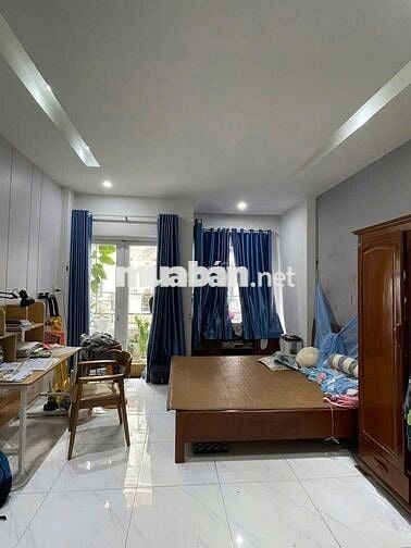 NHÀ 4PN - 4 LẦU CÁCH PHẠM VĂN ĐỒNG CHỈ 200M - CHUNG CƯ 4S LINH ĐÔNG 