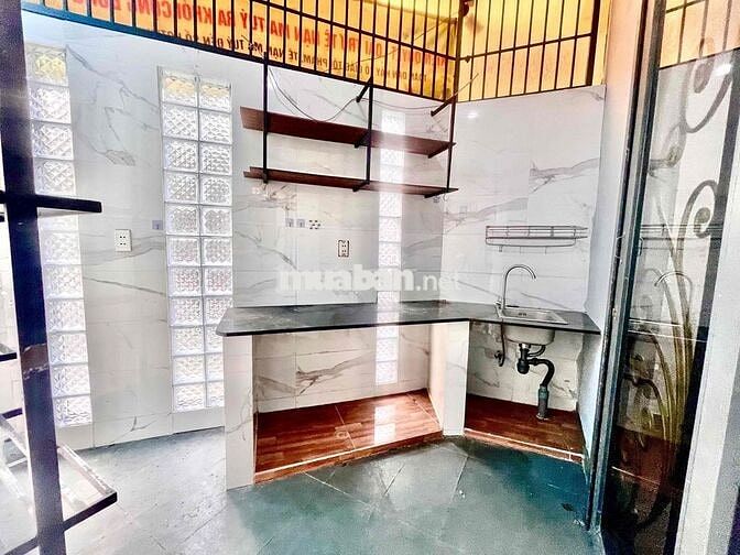 CĂN RIÊNG BIỆT 1 PHÒNG NGỦ TÁCH BẾP NGAY ĐẦM SEN ĐẠI HỌC BÁCH MHOA