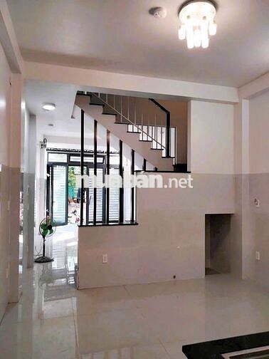 Cho thuê nhà hẻm xe hơi Tam Bình 200m2 4PN giá tốt
