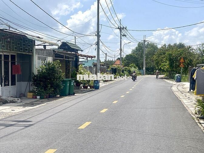 980tr Lô dất sát Vinhomes đường Nguyễn Thị Lắng (523m2) shr, thổ cư
