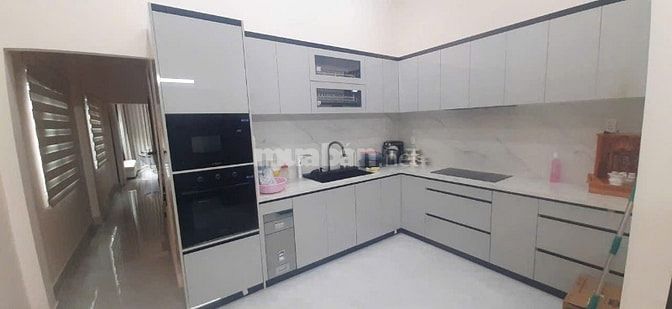 Chủ Ngộp Giảm Sâu Căn 174m² Ngay Trục Đường Lớn Đông Hòa, Tặng Full Nộ