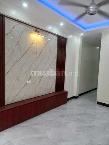  Cho thuê nhà Hồ Tùng Mậu .Cầu Giấy.DT 87 m²x2,5 tầng kinh doanh