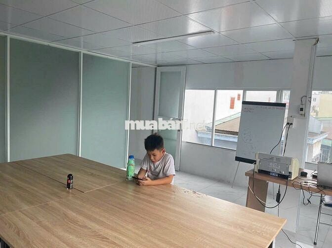 Cho thuê nhà MT nguyên căn làm văn phòng hoạc kinh doanh