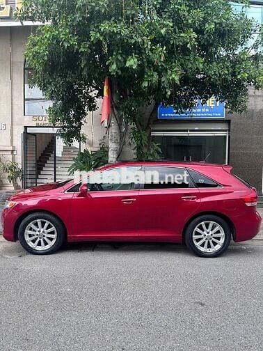 Toyota Venza 2009 Đỏ 10.000 dặm