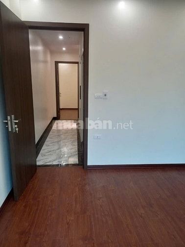  Cho thuê nhà Hồ Tùng Mậu .Cầu Giấy.DT 87 m²x2,5 tầng kinh doanh