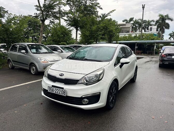 Kia Rio 2015 1.4L Tự động Trắng