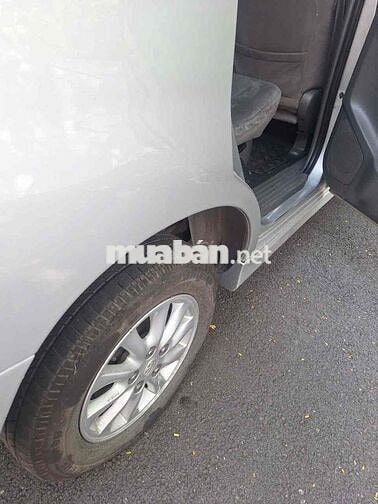 Toyota Innova 2012 Bạc Số sàn