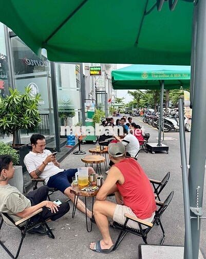 TUYỂN 05 NAM PHỤC VỤ CAFE – KHU VỰC CẦU THAM LƯƠNG