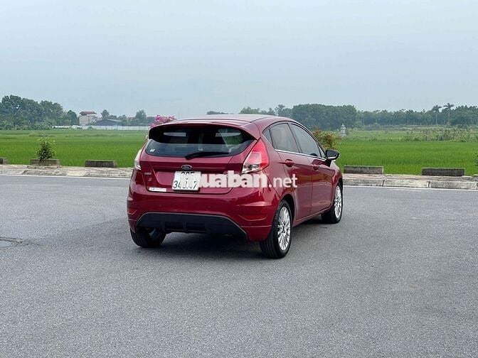 Bán Ford Fiesta số tự động 2016 bản cao cấp