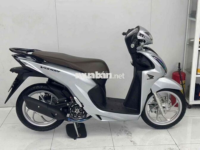 Honda Vision 2025 Cao Cấp màu Bạc