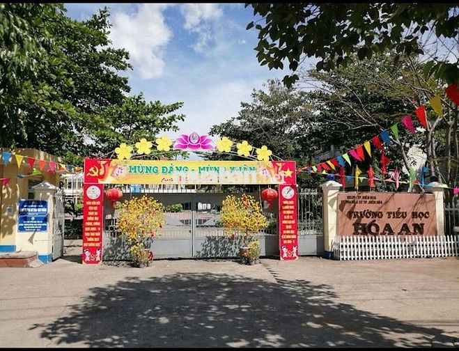 GIA ĐÌNH CẦN BÁN GẤP ĐI CHÂU ÂU