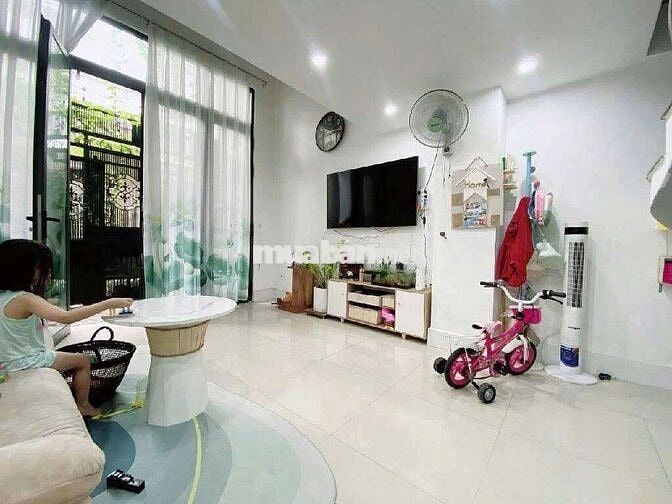 TRỆT 1 LẦU, rộng 4 x 11 - QUANG TRUNG - NGUYỄN VĂN KHỐI 