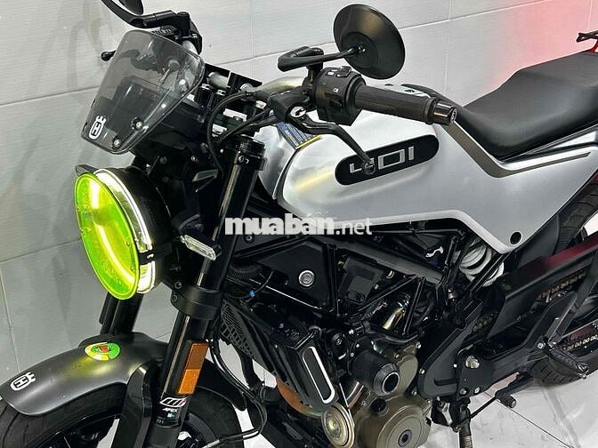 Husqvarna Vitpilen 401